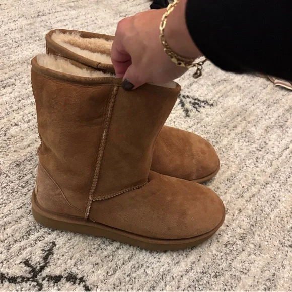 UGG Classic Chestnut Shearling Boots - Picture 2 of 3